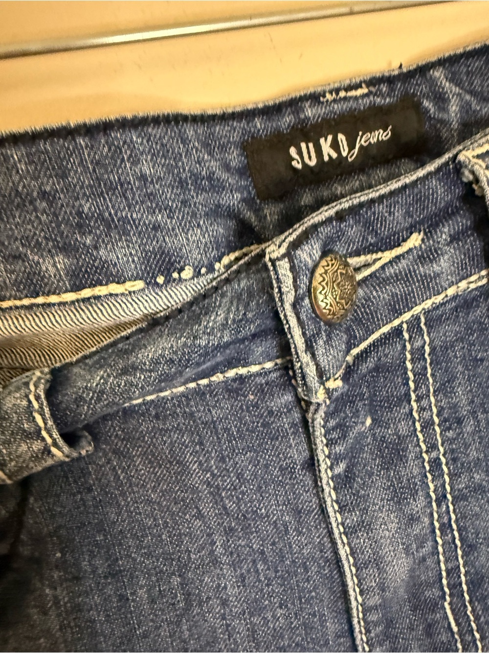 Suko western floral embroidered denim jeans SZ 10 hemmed 27.5” inseam - Picture 5 of 16